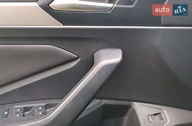 Седан Volkswagen Jetta 2019 в 