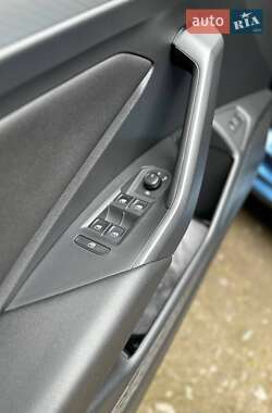 Седан Volkswagen Jetta 2019 в 