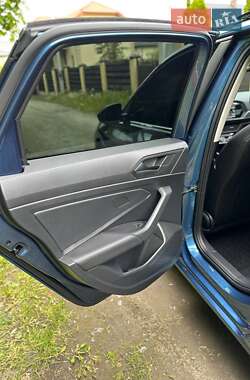 Седан Volkswagen Jetta 2019 в 