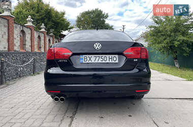 Седан Volkswagen Jetta 2014 в 