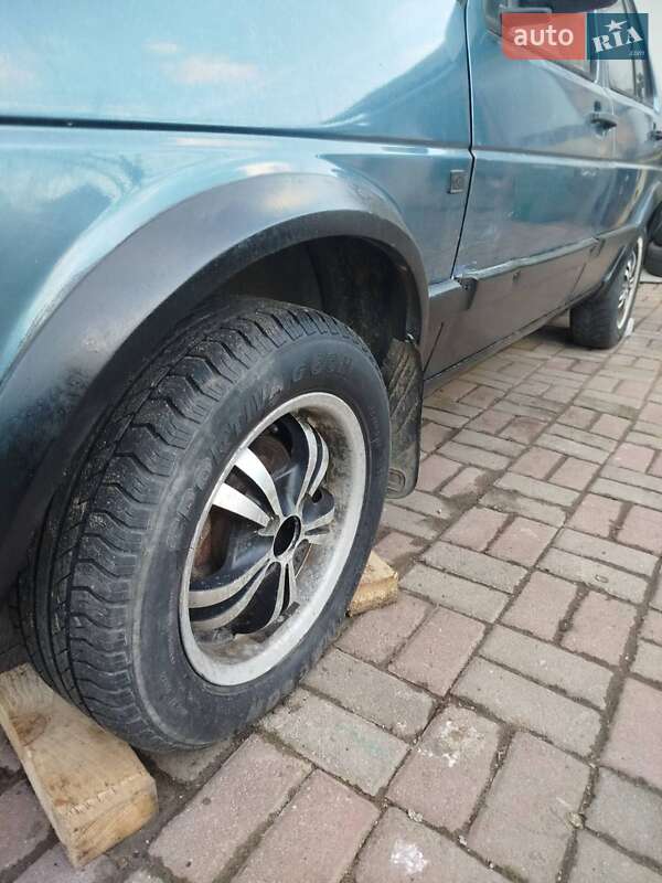 Седан Volkswagen Jetta 1988 в Львове