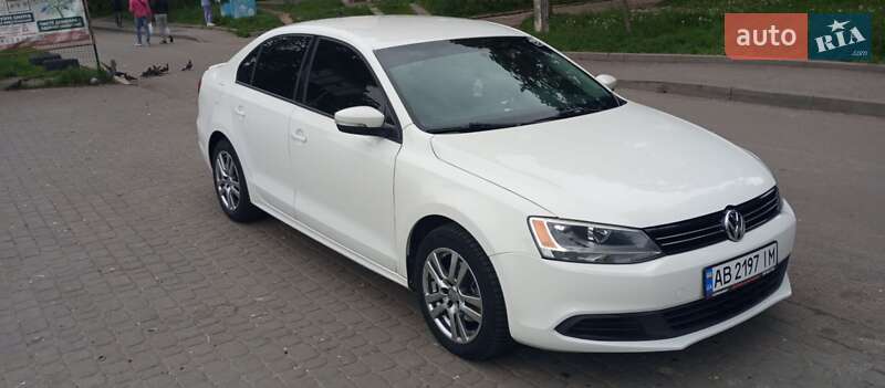 Седан Volkswagen Jetta 2012 в Виннице
