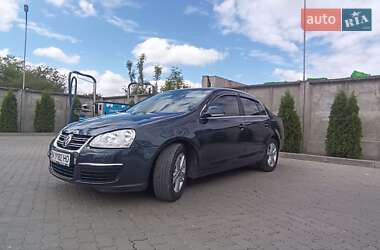 Седан Volkswagen Jetta 2007 в Сарнах