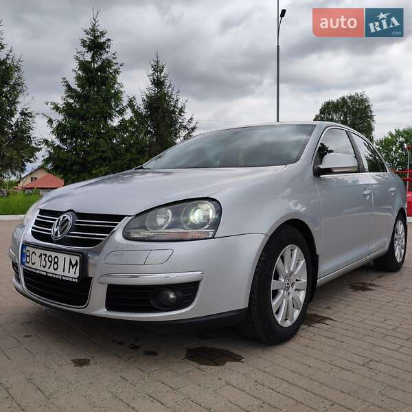 Седан Volkswagen Jetta 2007 в Стрые