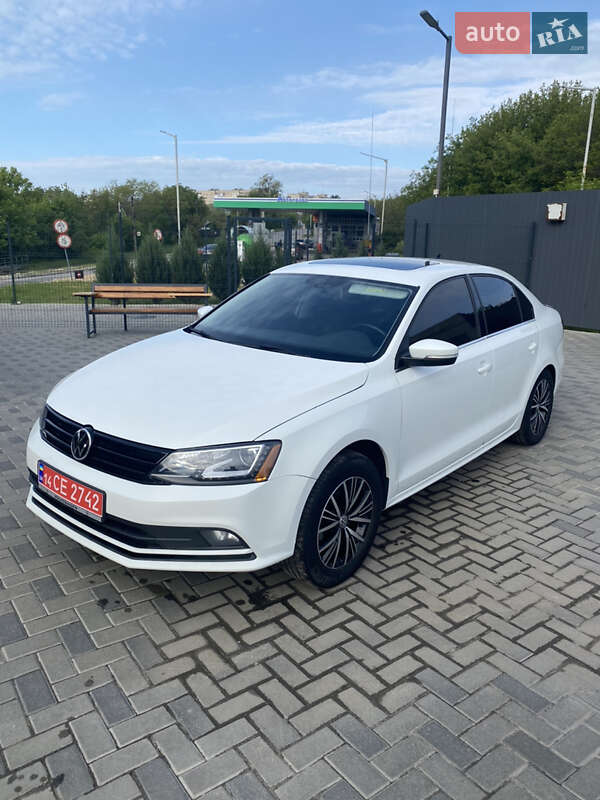 Седан Volkswagen Jetta 2016 в Полтаве