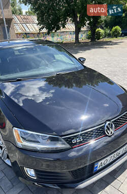 Седан Volkswagen Jetta 2014 в Кривом Роге