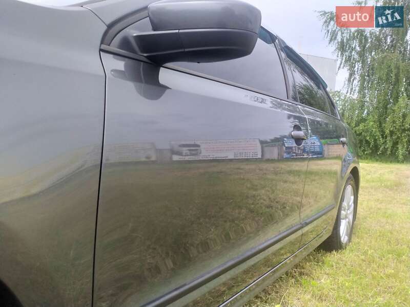 Седан Volkswagen Jetta 2014 в Харкові