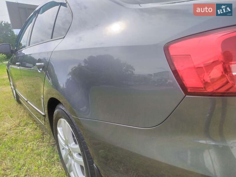 Седан Volkswagen Jetta 2014 в Харкові