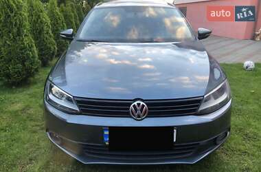 Volkswagen Jetta 2012 Volkswagen Jetta 2012