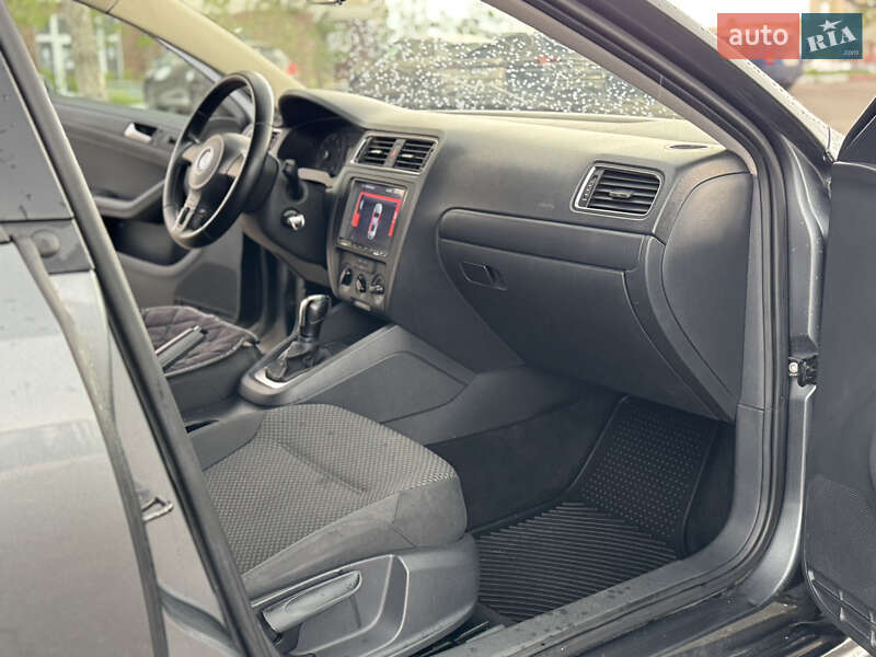 Седан Volkswagen Jetta 2013 в Миколаєві фото 13 Седан Volkswagen Jetta 2013 в Миколаєві