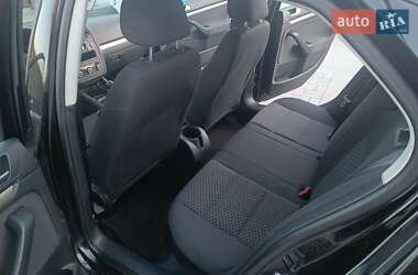 Седан Volkswagen Jetta 2010 в 