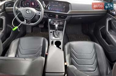 Седан Volkswagen Jetta 2020 в 