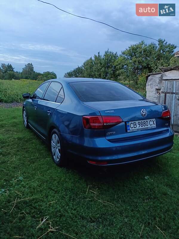 Седан Volkswagen Jetta 2016 в Чернигове