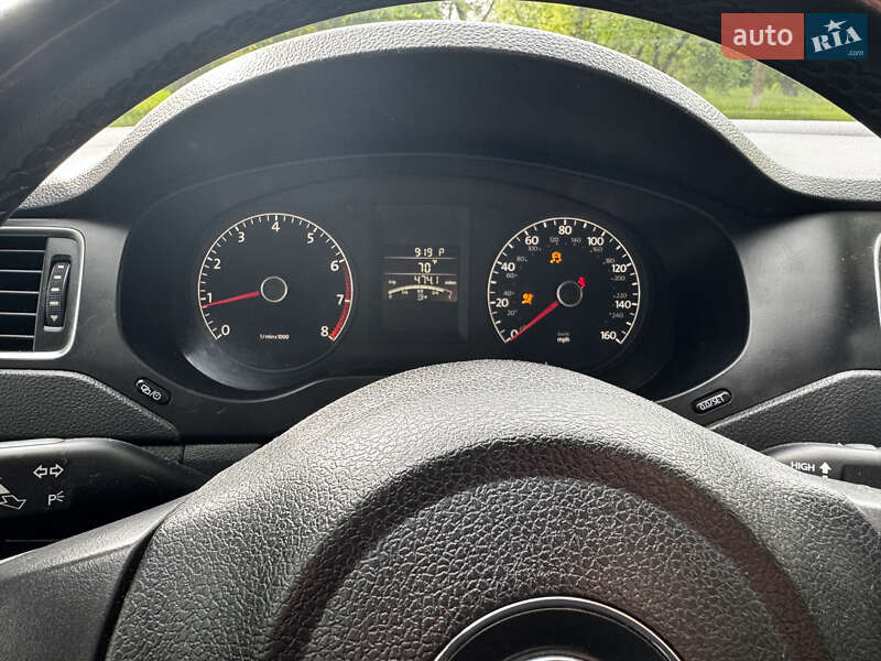 Седан Volkswagen Jetta 2013 в Броварах