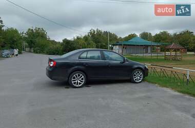 Седан Volkswagen Jetta 2005 в 