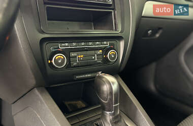 Седан Volkswagen Jetta 2012 в 