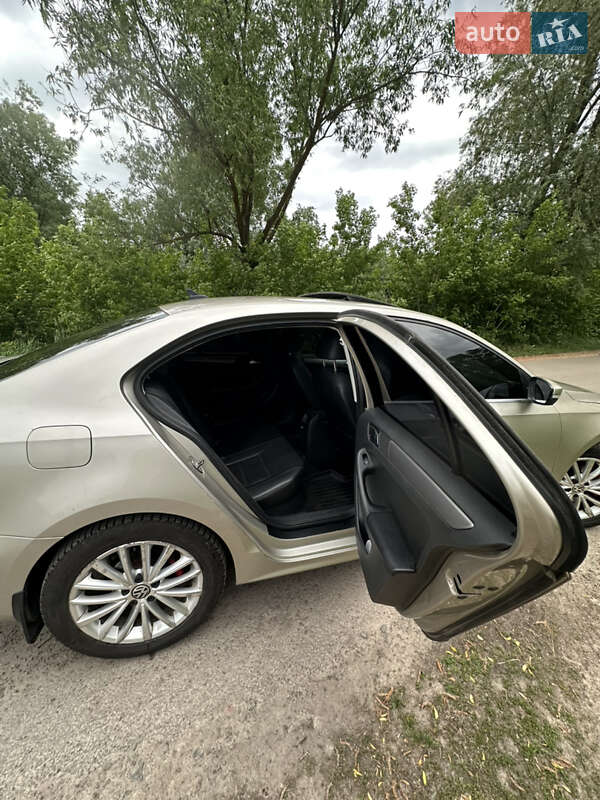 Седан Volkswagen Jetta 2012 в Киеве