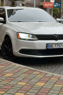 Седан Volkswagen Jetta 2012 в 