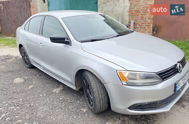 Седан Volkswagen Jetta 2011 в 