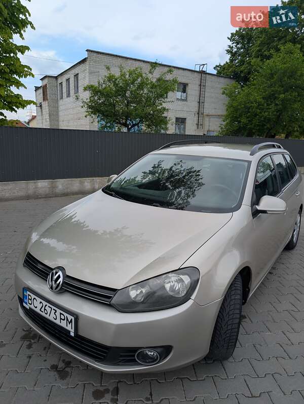 Универсал Volkswagen Jetta 2013 в Львове