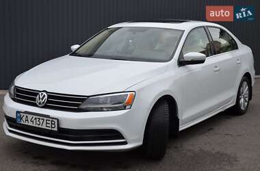 Седан Volkswagen Jetta 2015 в Киеве