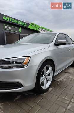 Седан Volkswagen Jetta 2012 в Кропивницком