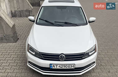 Седан Volkswagen Jetta 2015 в Івано-Франківську