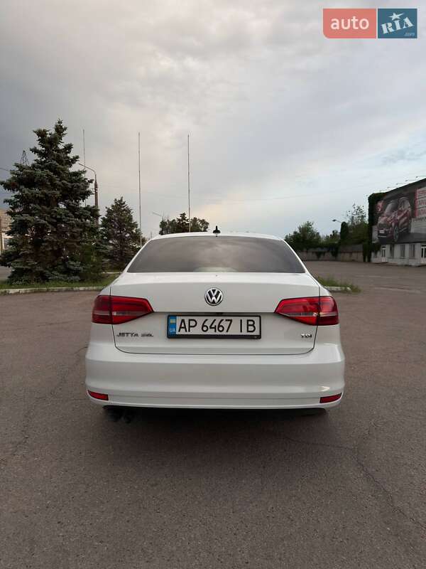 Седан Volkswagen Jetta 2015 в Запорожье