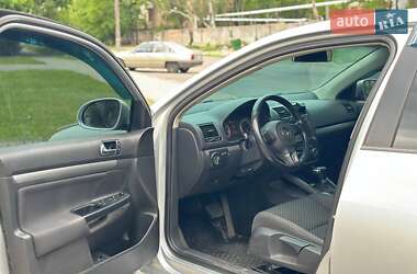 Седан Volkswagen Jetta 2010 в 