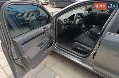 Универсал Volkswagen Jetta 2012 в 