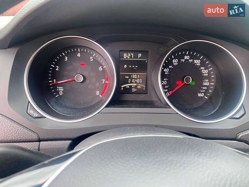Седан Volkswagen Jetta 2015 в Одесі