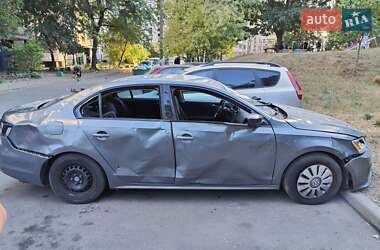 Седан Volkswagen Jetta 2015 в 