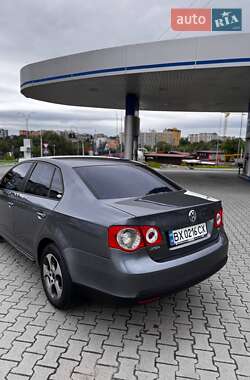 Седан Volkswagen Jetta 2007 в 