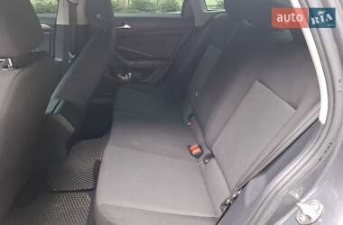 Седан Volkswagen Jetta 2019 в 