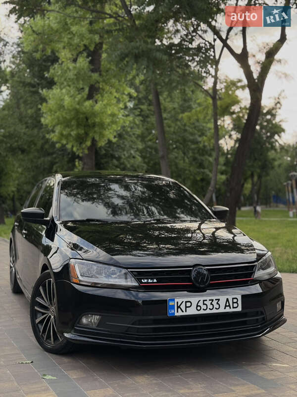 Седан Volkswagen Jetta 2014 в Днепре