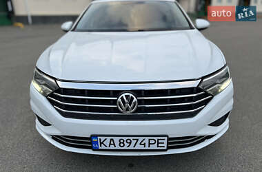 Седан Volkswagen Jetta 2019 в Боярке