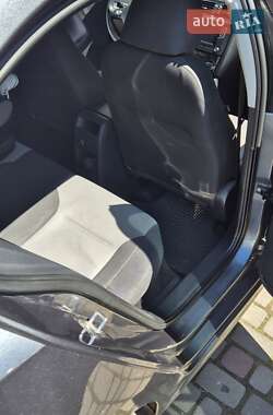 Седан Volkswagen Jetta 2017 в 