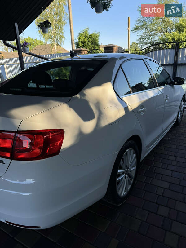 Седан Volkswagen Jetta 2014 в Ярошевке