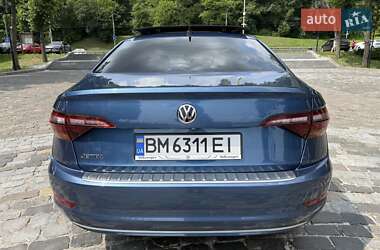 Седан Volkswagen Jetta 2018 в 