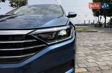 Седан Volkswagen Jetta 2018 в 