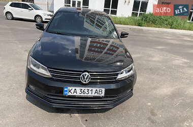 Седан Volkswagen Jetta 2015 в 