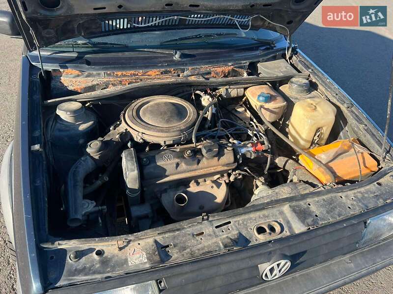 Седан Volkswagen Jetta 1989 в Березовке