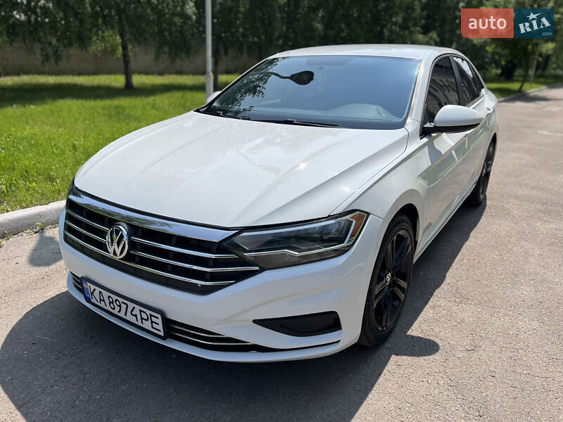 Volkswagen Jetta 2019