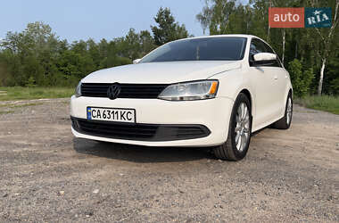 Volkswagen Jetta 2011