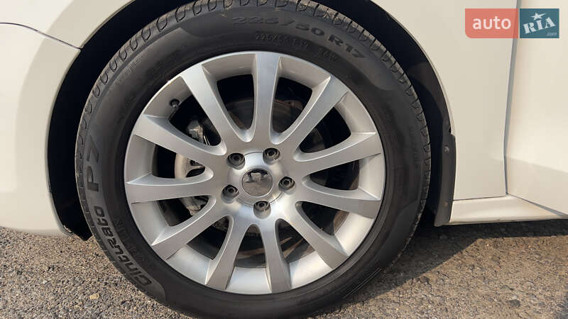 Седан Volkswagen Jetta 2011 в Житомирі