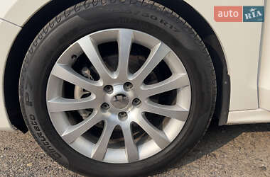 Седан Volkswagen Jetta 2011 в 