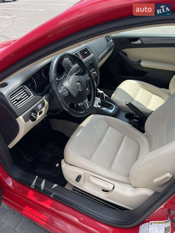 Седан Volkswagen Jetta 2012 в Одессе