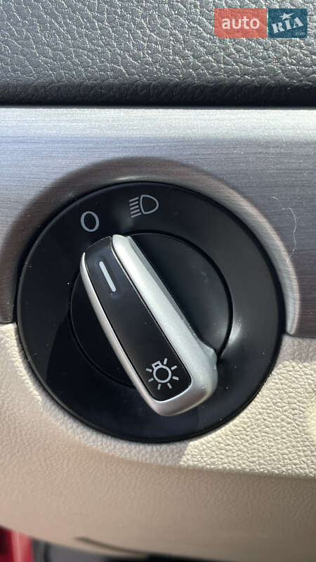 Седан Volkswagen Jetta 2012 в Одессе