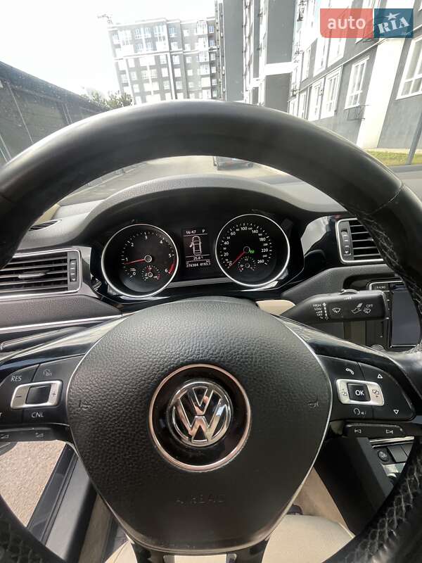 Седан Volkswagen Jetta 2016 в Чернигове