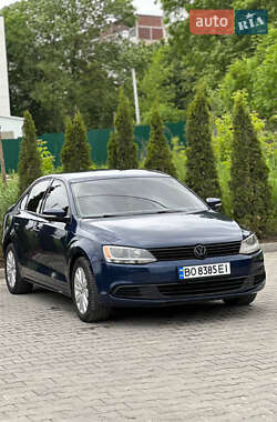 Седан Volkswagen Jetta 2013 в Тернополе